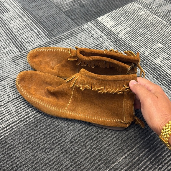Vintage Minnetonka Moccasins Real Leather - Picture 2 of 5